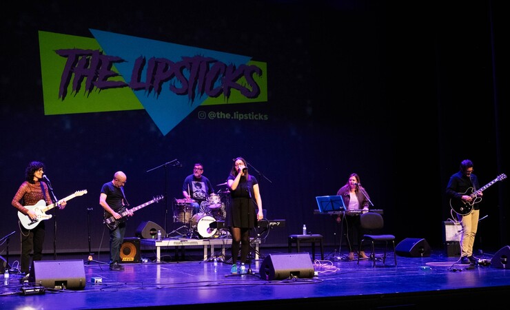The Lipsticks: De la ZBE al Espacio Sideral